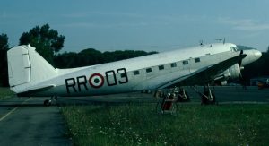 Un velivolo C47 Dakota, lo stesso modello di Argo 16