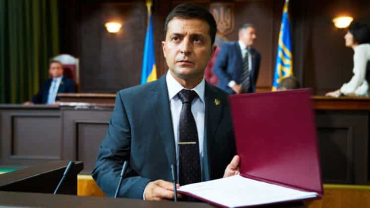 Ucraina nel caos: è scontro aperto tra il Presidente Zelensky e la