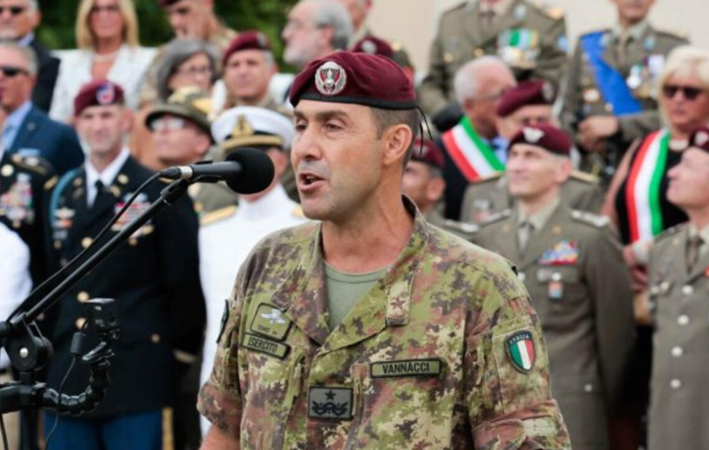 Esercito Italiano - Nella semplicità di un gesto quotidiano per un